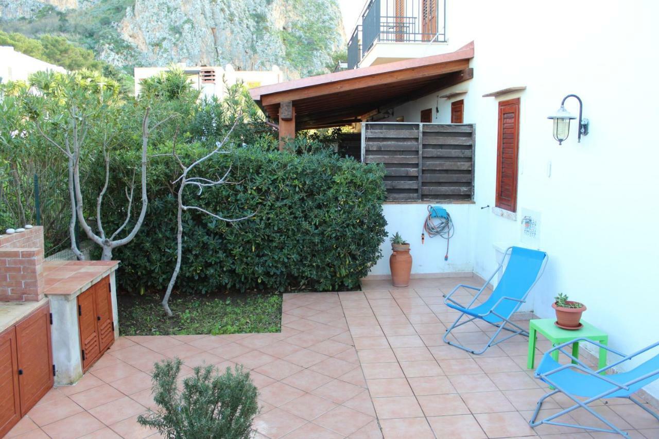 Villetta Con Giardino Mandarino Macari Exterior foto